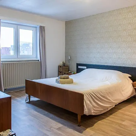 Vakantiewoning In Centrum Met Eigen Bar 