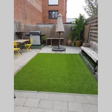Vakantiewoning In Centrum Met Eigen Bar 